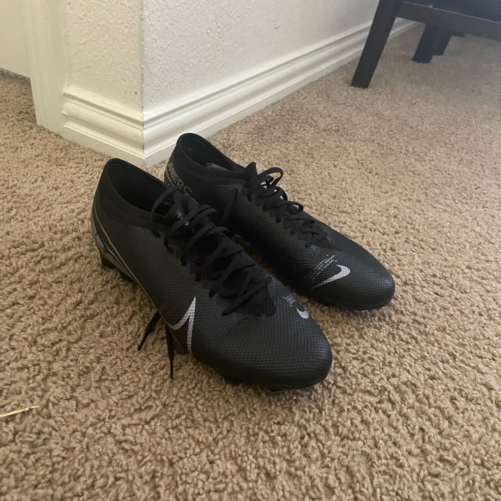nike soccer cleats